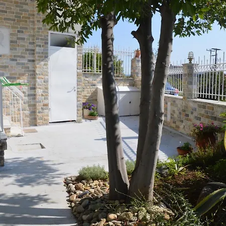 Appartamento Antony Nea Plagia