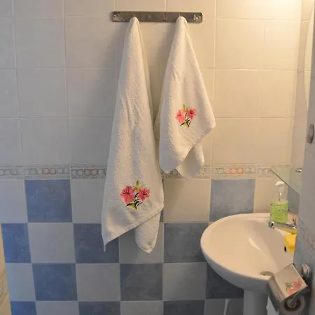 Antony Apartment *