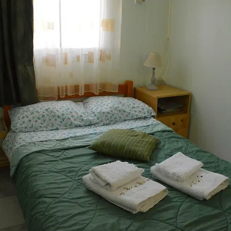 Antony * ネア・プラギア